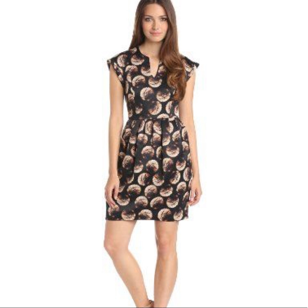 Women short sleeve notch neck printed dress